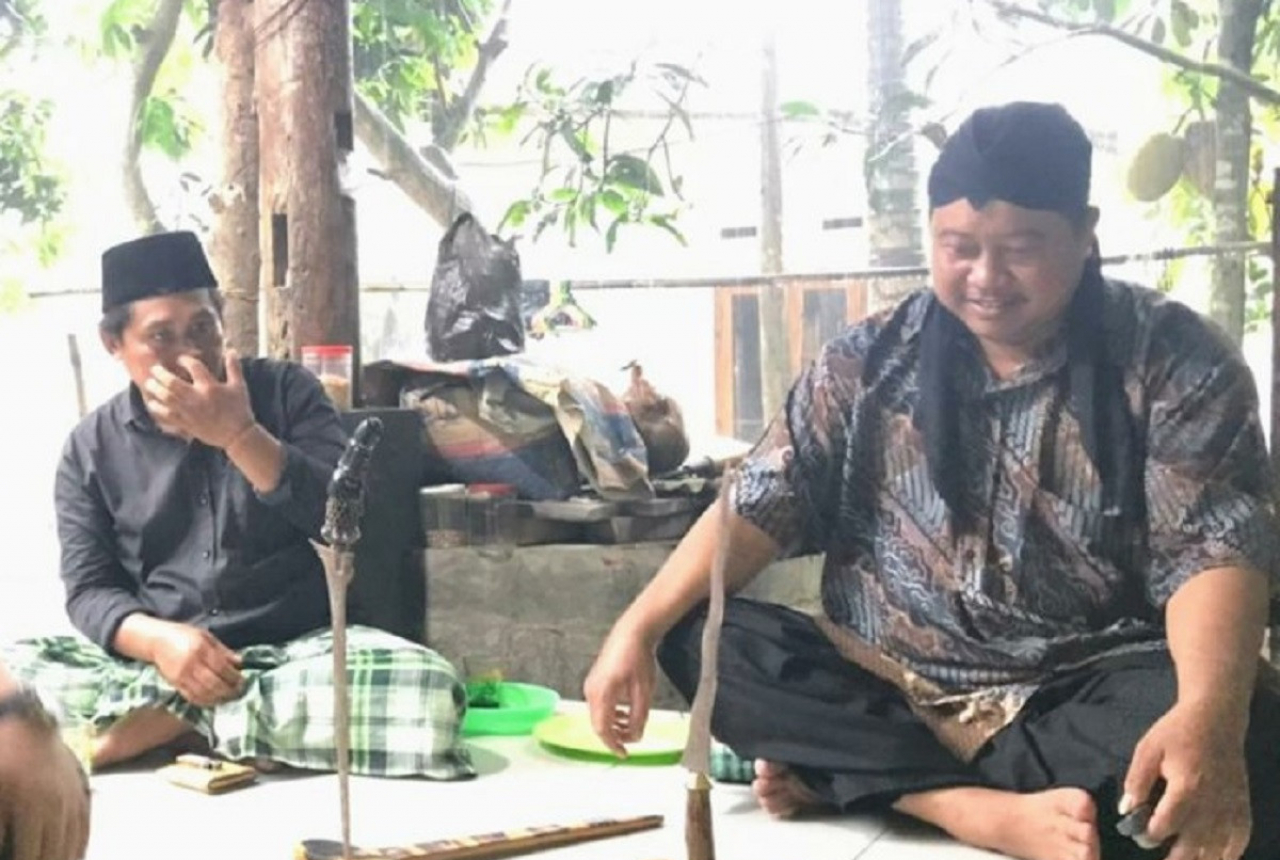 Mengenal Senggeger, Minyak Pelet Orang Lombok - GenPI.co NTB