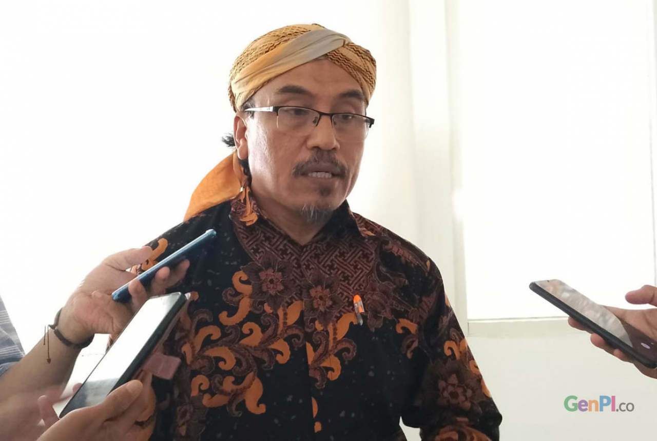 DPRD Lombok Tengah Kritik Mutasi Molor, Sebut Psikologis ASN Terganggu - GenPI.co NTB
