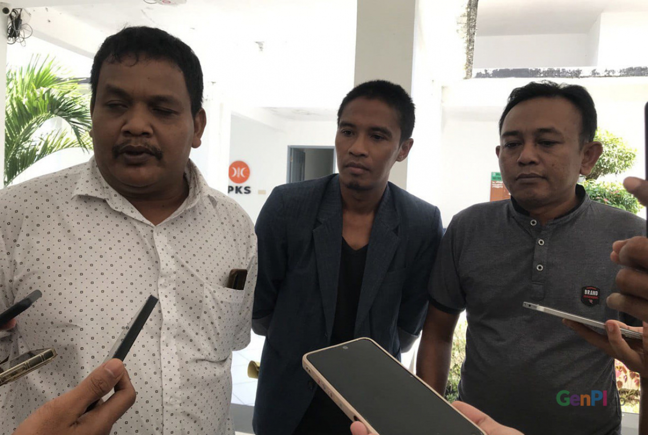 Aktivis Dukung DPRD Lombok Barat Copot Dirut PT AMGM - GenPI.co NTB
