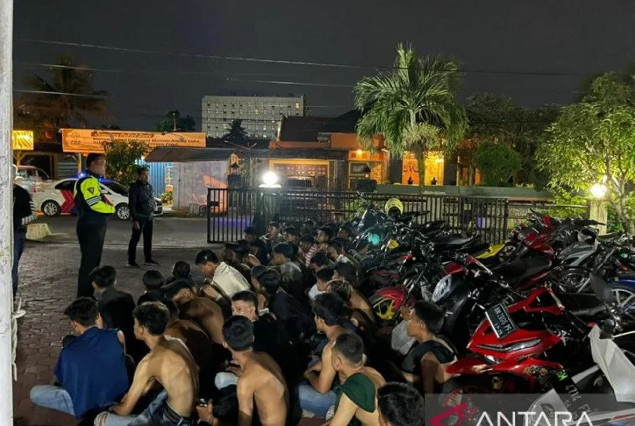 Polresta Pekanbaru Bergerak, Tuh Banyak Remaja Ditangkap - GenPI.co RIAU