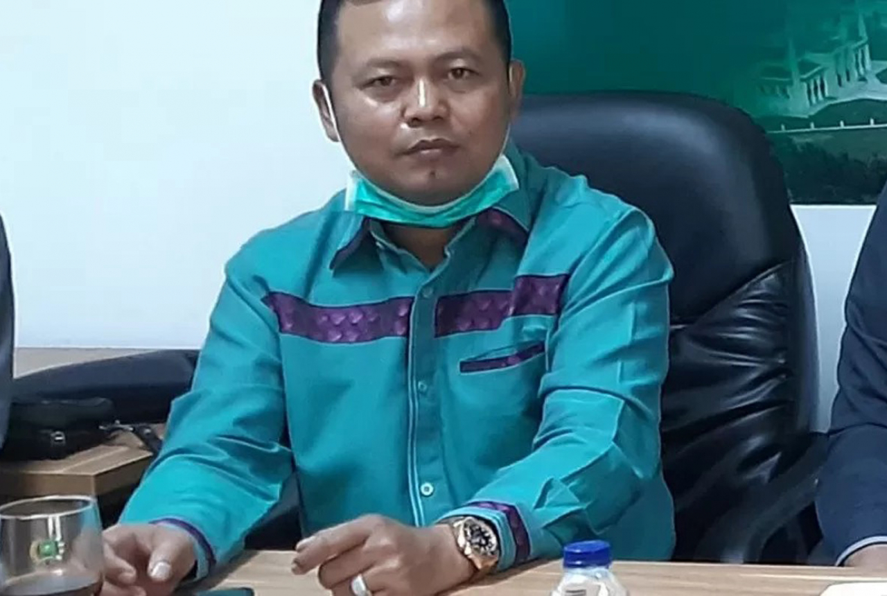 Anggota DPRD Riau Yakin Ada Mafia Minyak Goreng Lain, Sikat - GenPI.co RIAU