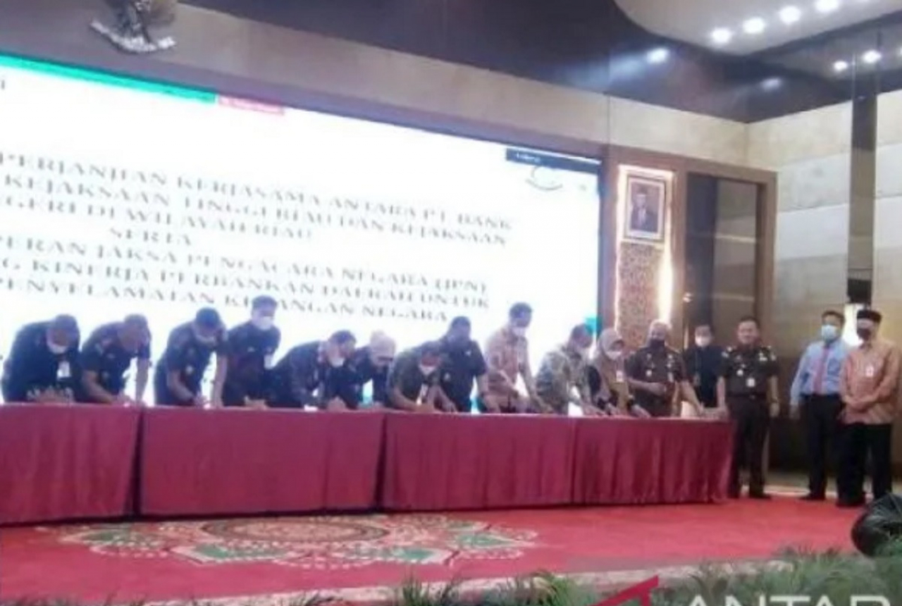 BRK dan Kejati Riau Sepakat Tangani Kredit Bermasalah - GenPI.co RIAU