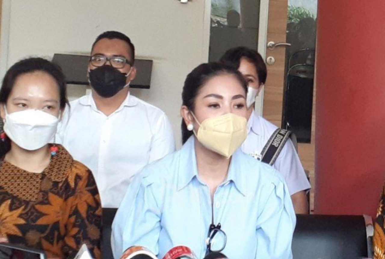 Dugaan Penyekapan, Nindy Ayunda dan Dito Mahendra Diperiksa Polisi - GenPI.co RIAU