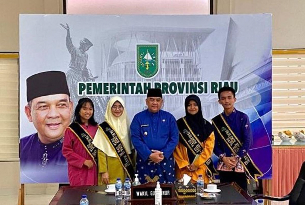 Parlemen Remaja 2022, Riau Kirim Siswi MAN 1 Pekanbaru - GenPI.co RIAU