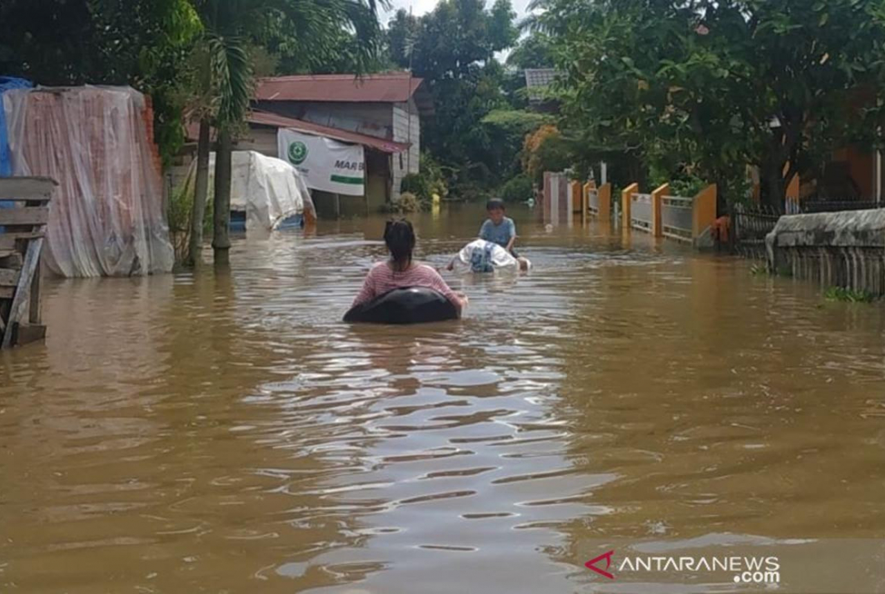 Banjir Masih Mengancam, BPBD Pekanbaru Minta Warga Tak Lengah - GenPI.co RIAU