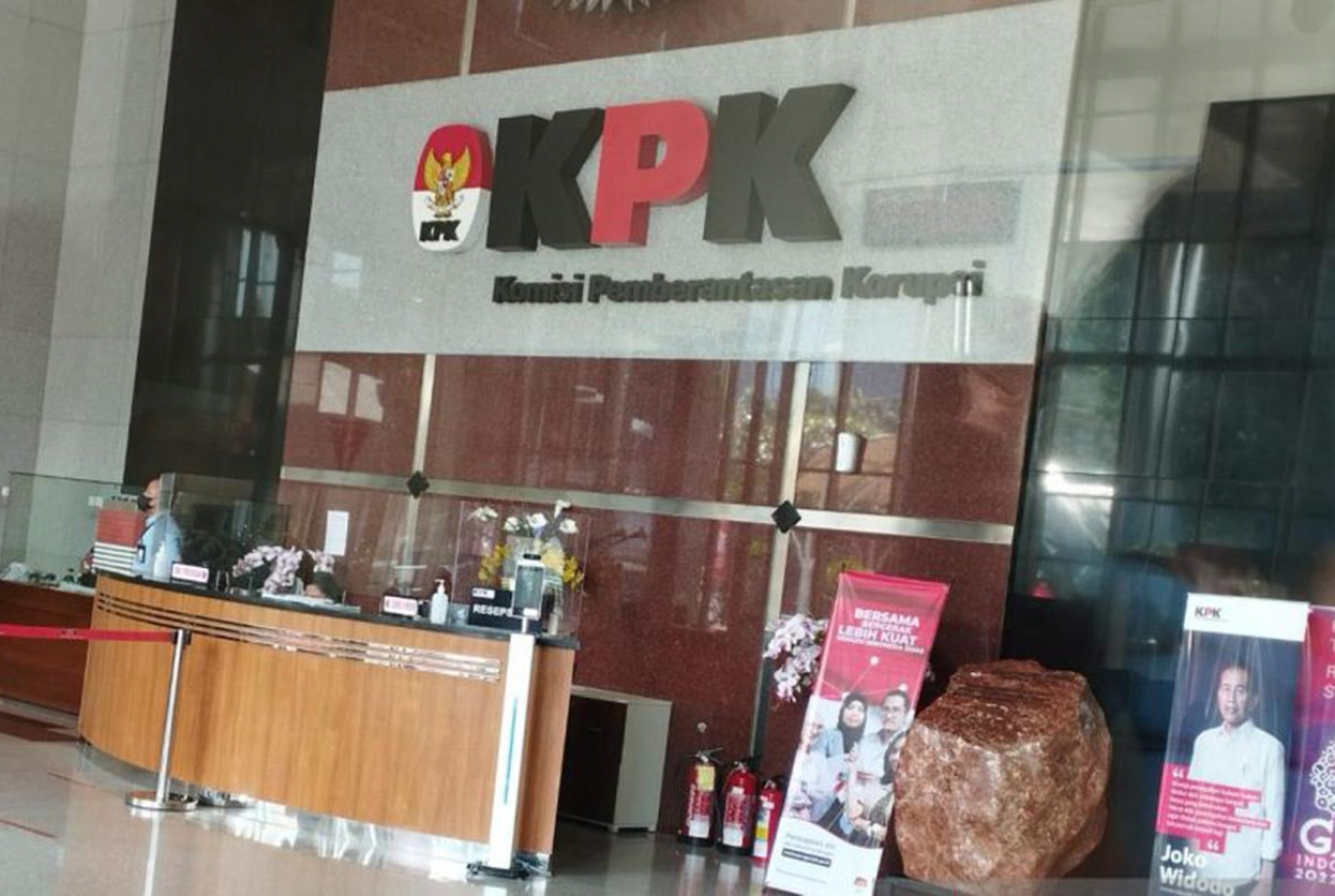 Geledah Kanwil BPN Provinsi Riau, KPK Sita Sejumlah Dokumen - GenPI.co RIAU