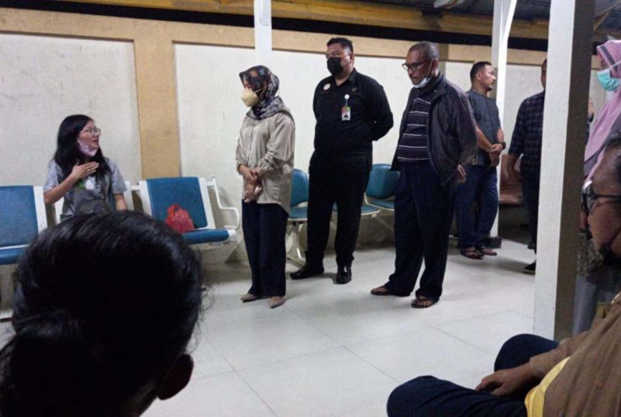 Keluarga Pasien Mengamuk, Pelayanan RSUD Arifin Achmad Dikeluhkan - GenPI.co RIAU