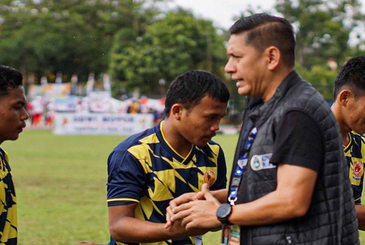 Asprov PSSI Riau Seleksi Pemain di Porprov X untuk Porwil - GenPI.co RIAU