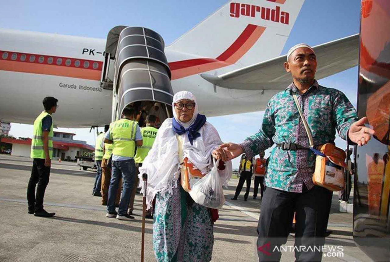 Kakanwil Kemenag Sebut Ada 1.500 Lansia Calon Jemaah Haji dari Riau - GenPI.co RIAU