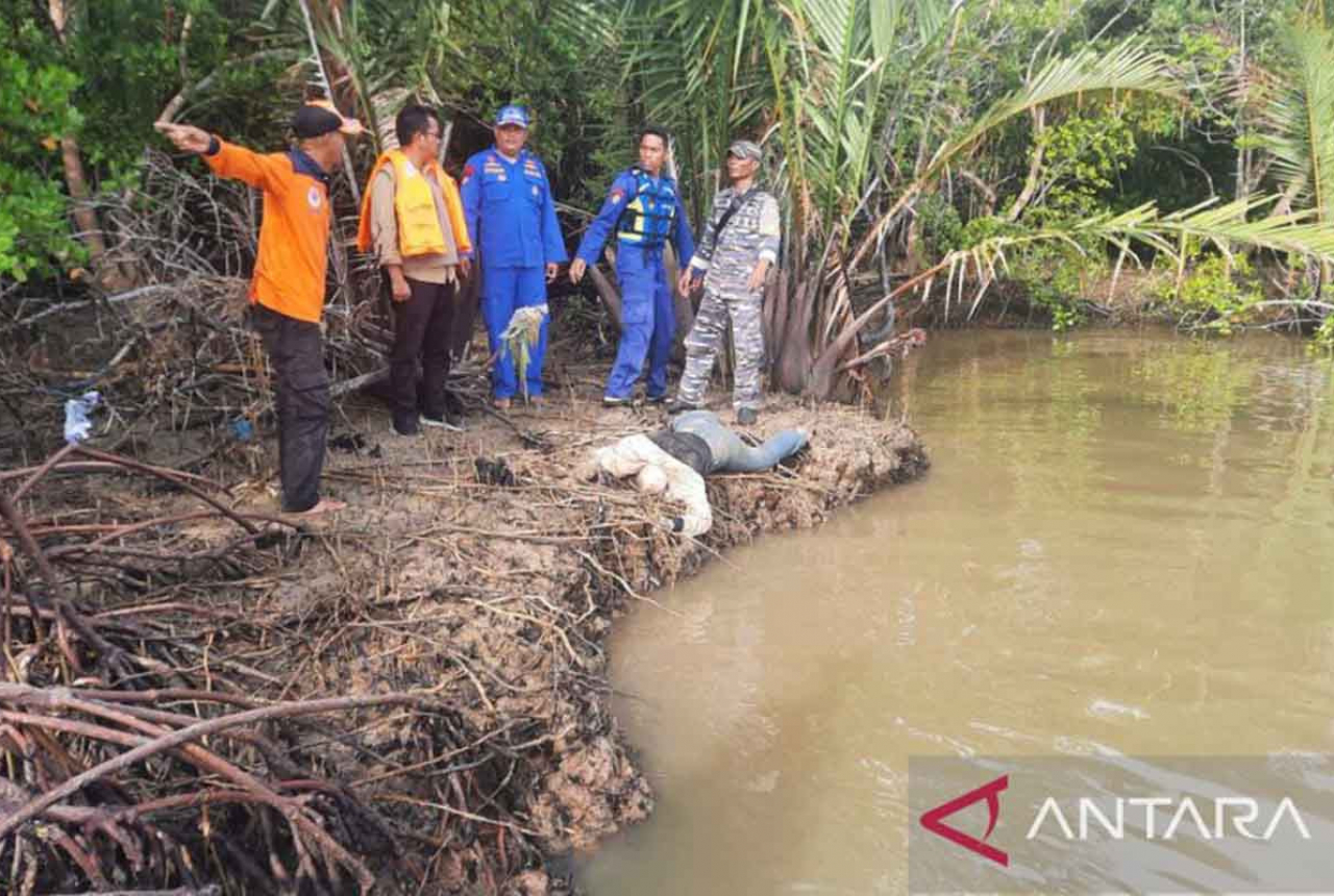 Korban Kecelakaan Kapal di Riau Ditemukan, Total Menjadi 12 Orang - GenPI.co RIAU