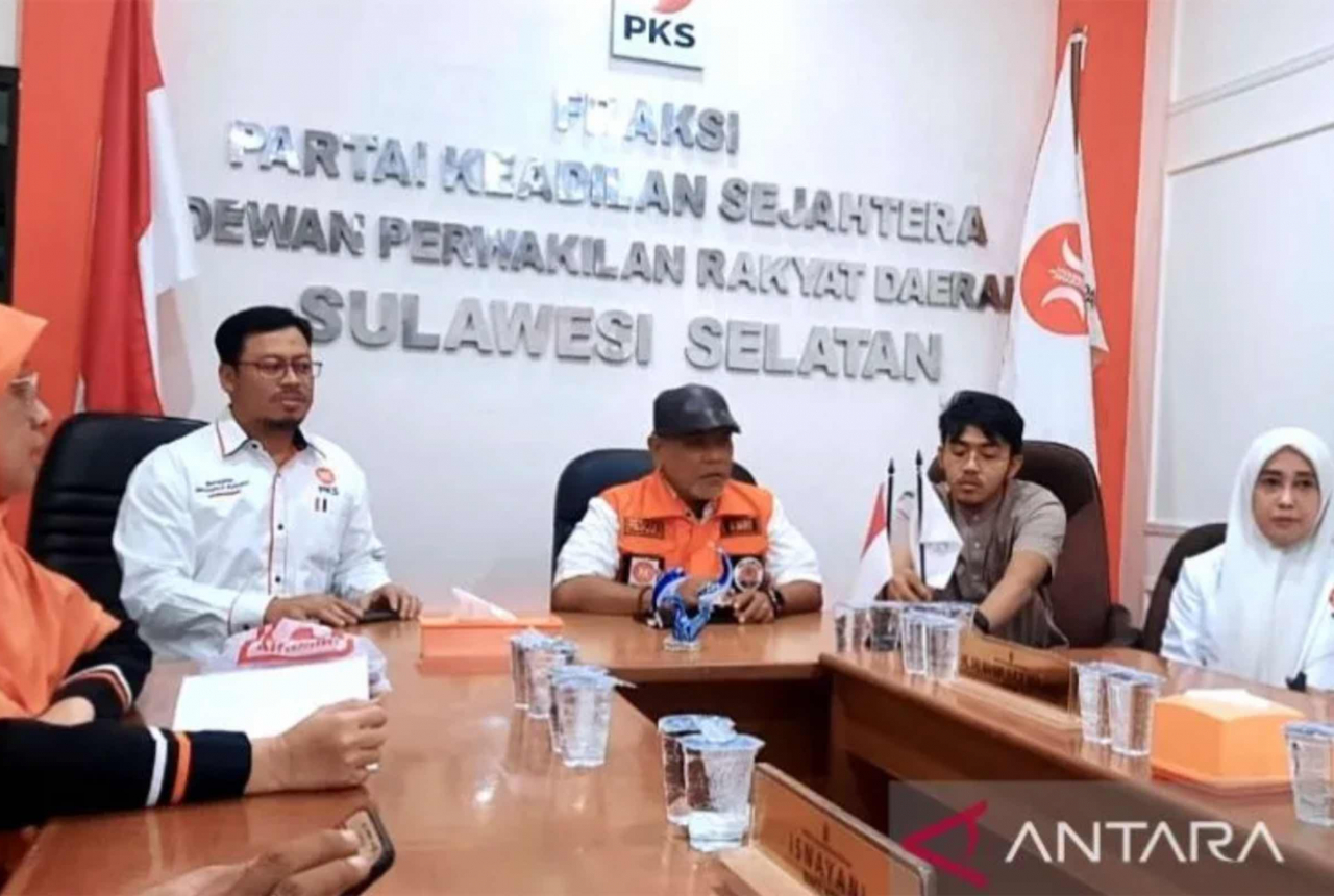 PKS Pepet Mantan Pangdam Hasanuddin untuk Pilgub Sulsel 2024 - GenPI.co SULSEL