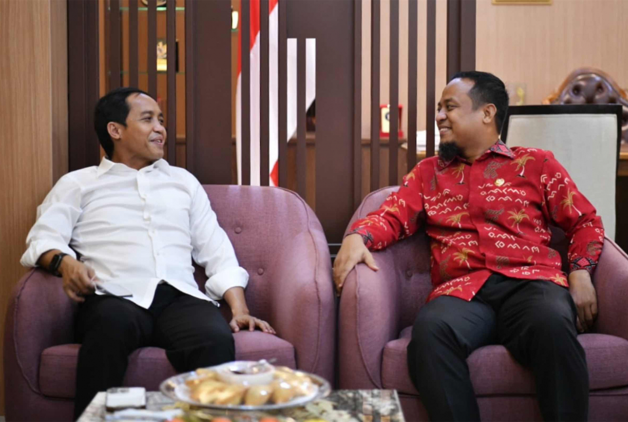 Gubernur Sulsel Bertemu Wamen ATR, Bahas Penertiban Aset di Sulawesi Selatan - GenPI.co SULSEL