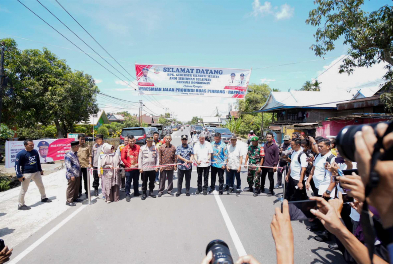 Gubernur Sulsel Respons Cepat, Jalan Pinrang-Rappang Langsung Mulus - GenPI.co SULSEL