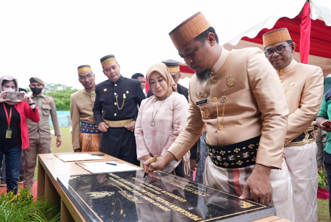 Gubernur Sulsel Bangun Breakwater, Nelayan Takalar Happy - GenPI.co SULSEL