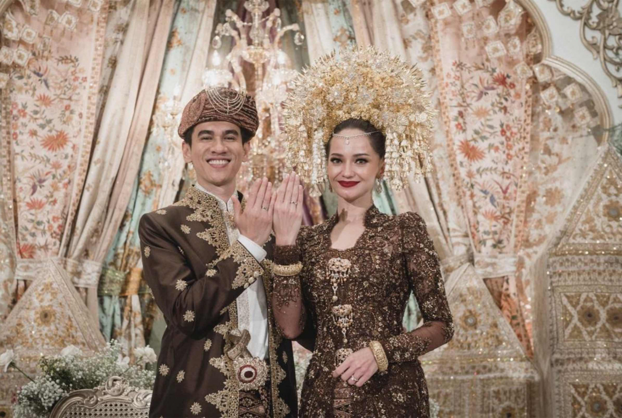 Enzy Storia Resmi Jadi Istri Diplomat Ganteng, Beruntung Banget, Selamat! - GenPI.co SULSEL