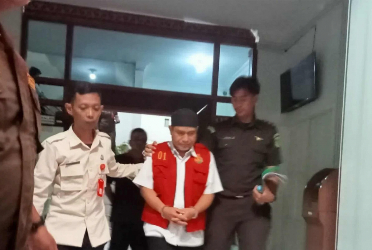Diduga Korupsi Bibit Kopi, Kejari Enrekang Tahan M dan SB - GenPI.co SULSEL