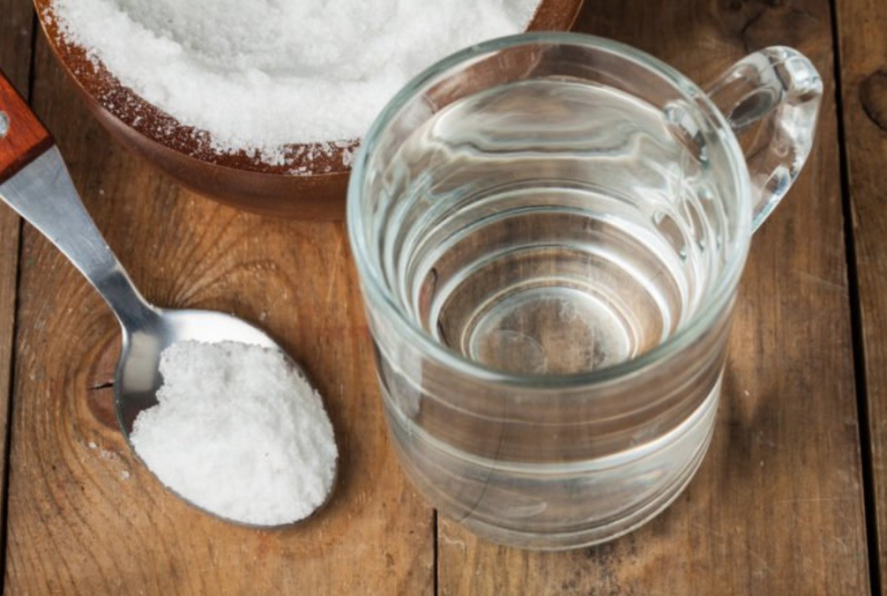 Air Garam, Obat Kumur Alami Atasi Masalah Gigi dan Mulut - GenPI.co SULTRA