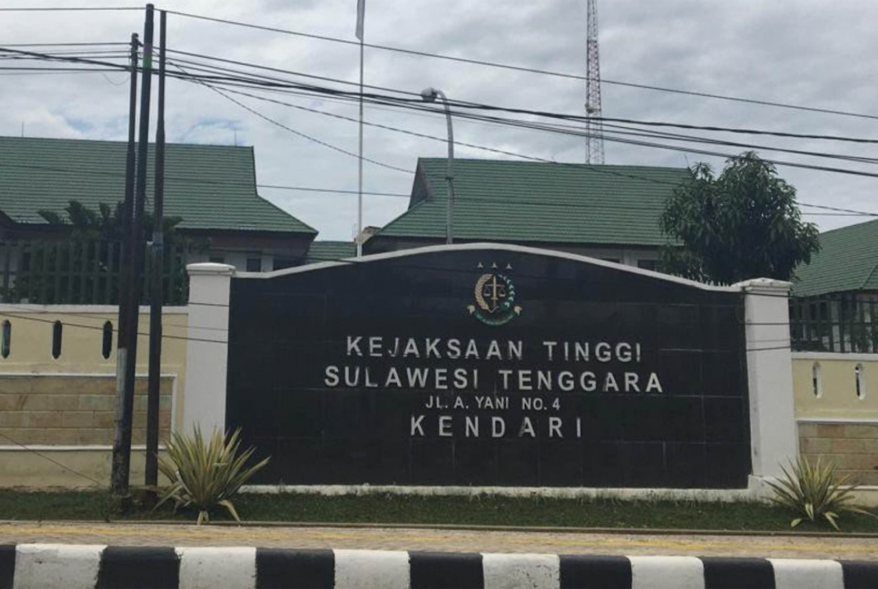 Diduga Nggak Becus Tangani Kasus Kajati Sultra Dicopot, Hmmm - GenPI.co SULTRA