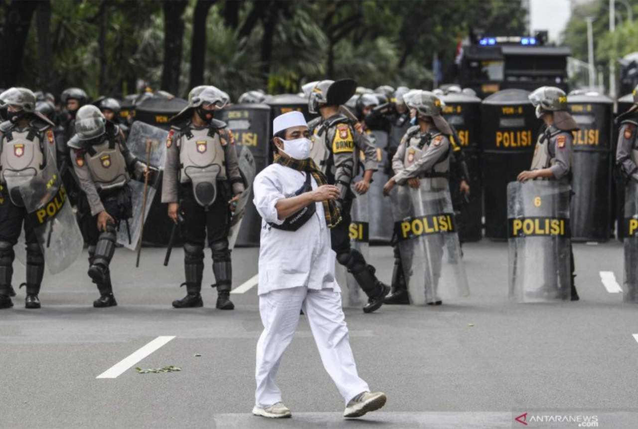 Ribuan TNI-Polri Siap Kawal Demo di Sultra, Aset Pertamina Dijaga - GenPI.co SULTRA