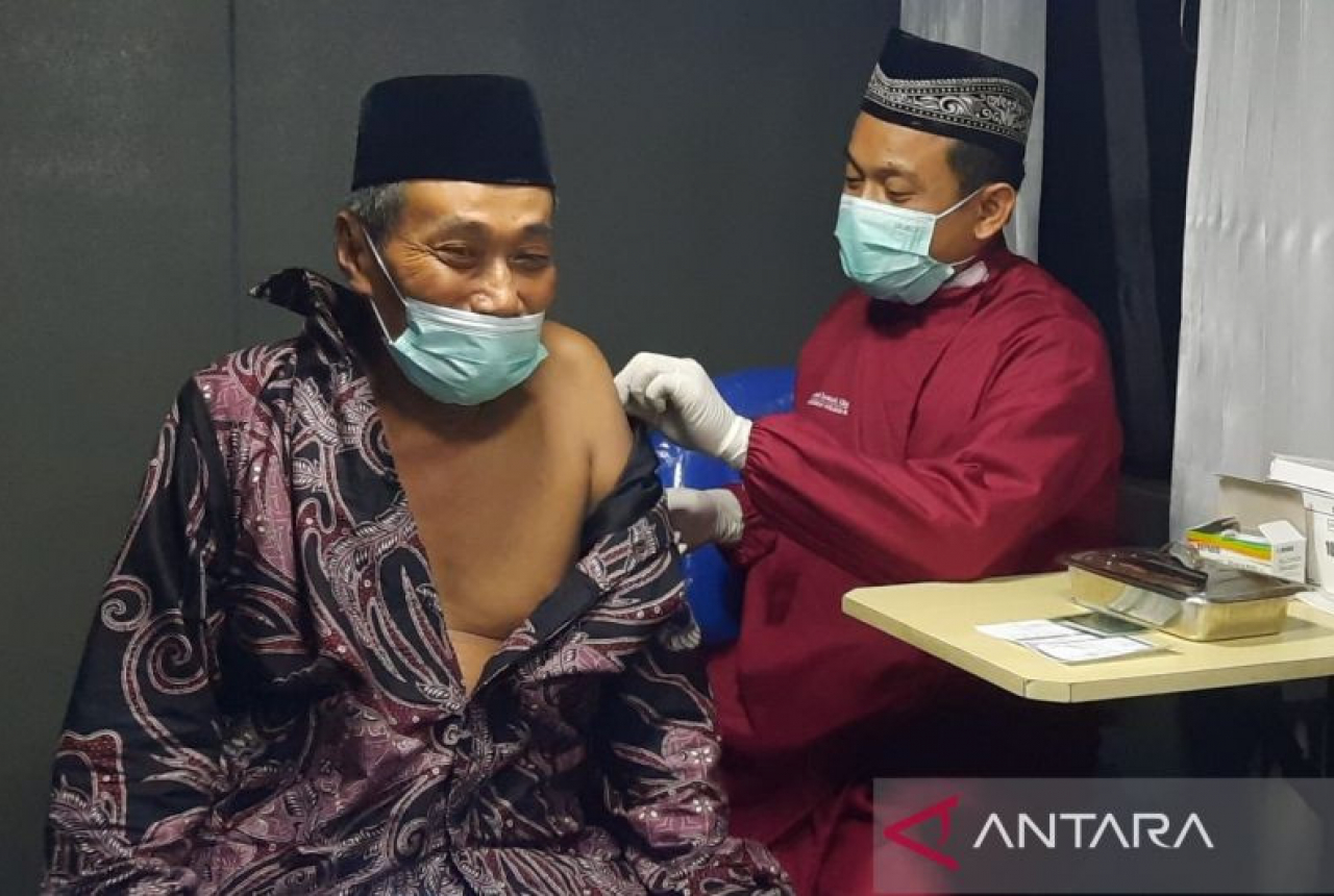 Vaksin Dosis 2 Kendari Sulawesi Tenggara Baru 74 Persen, Aduh! - GenPI.co SULTRA