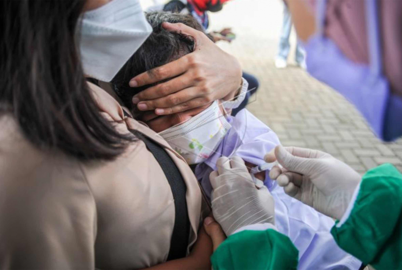 Dikmudora Kendari Lanjutkan Vaksinasi Massal Siswa Dosis 2 dan 3 - GenPI.co SULTRA