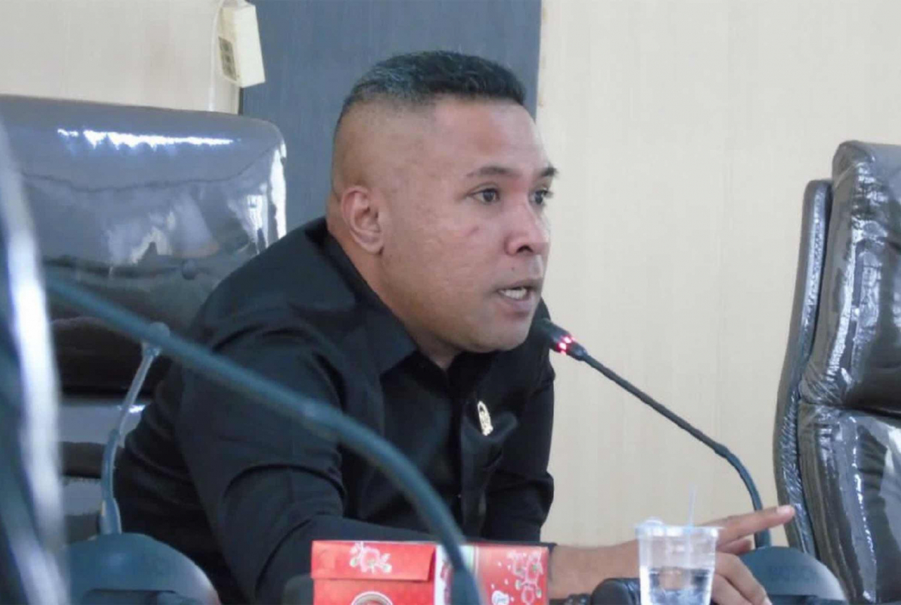 DPRD Kendari Sayangkan Sikap KemenPAN RB, Kasihan Nasib Honorer - GenPI.co SULTRA