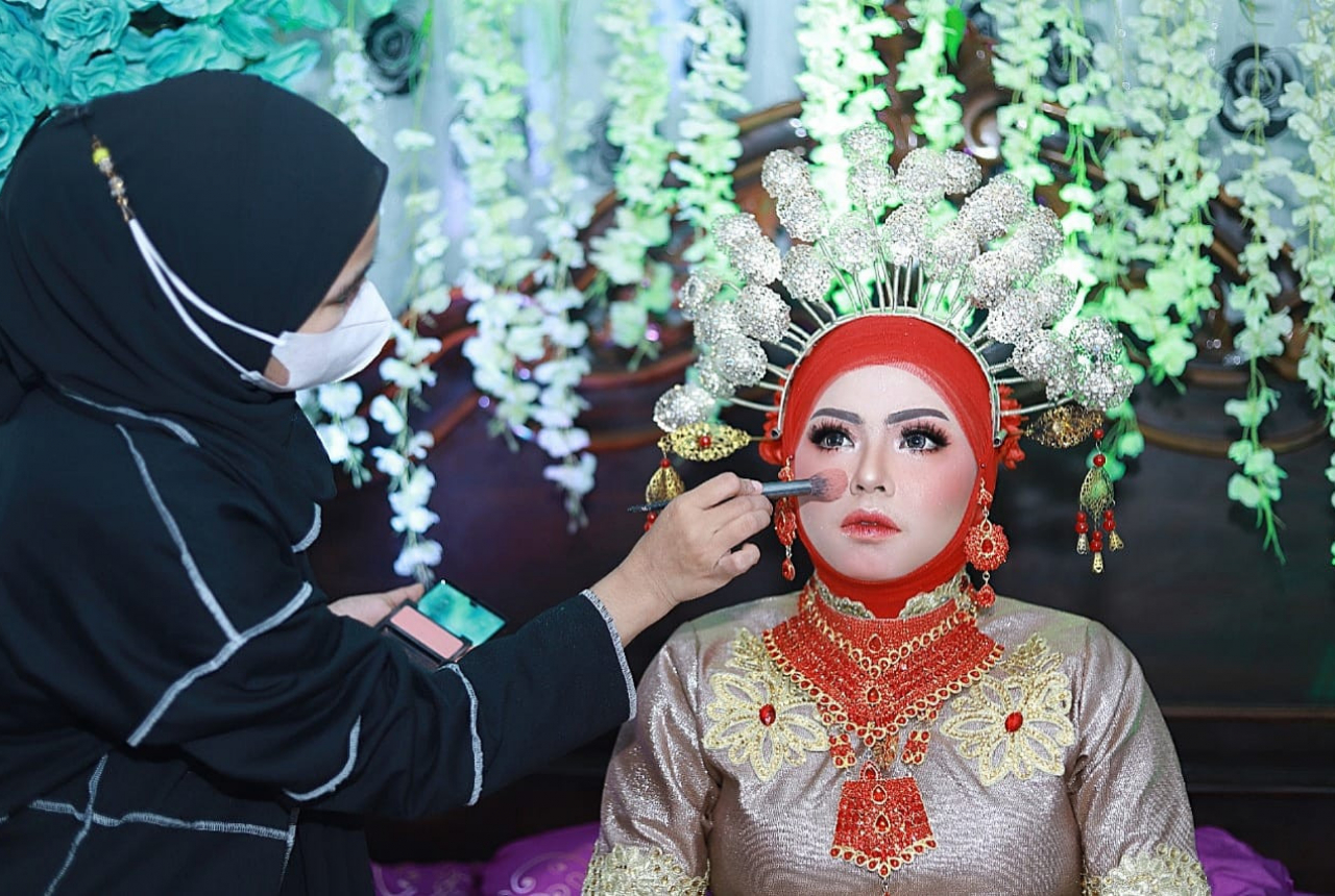 Calon Mempelai Wanita Wajib Lakukan Ini Sebelum Make up Pengantin - GenPI.co SULTRA