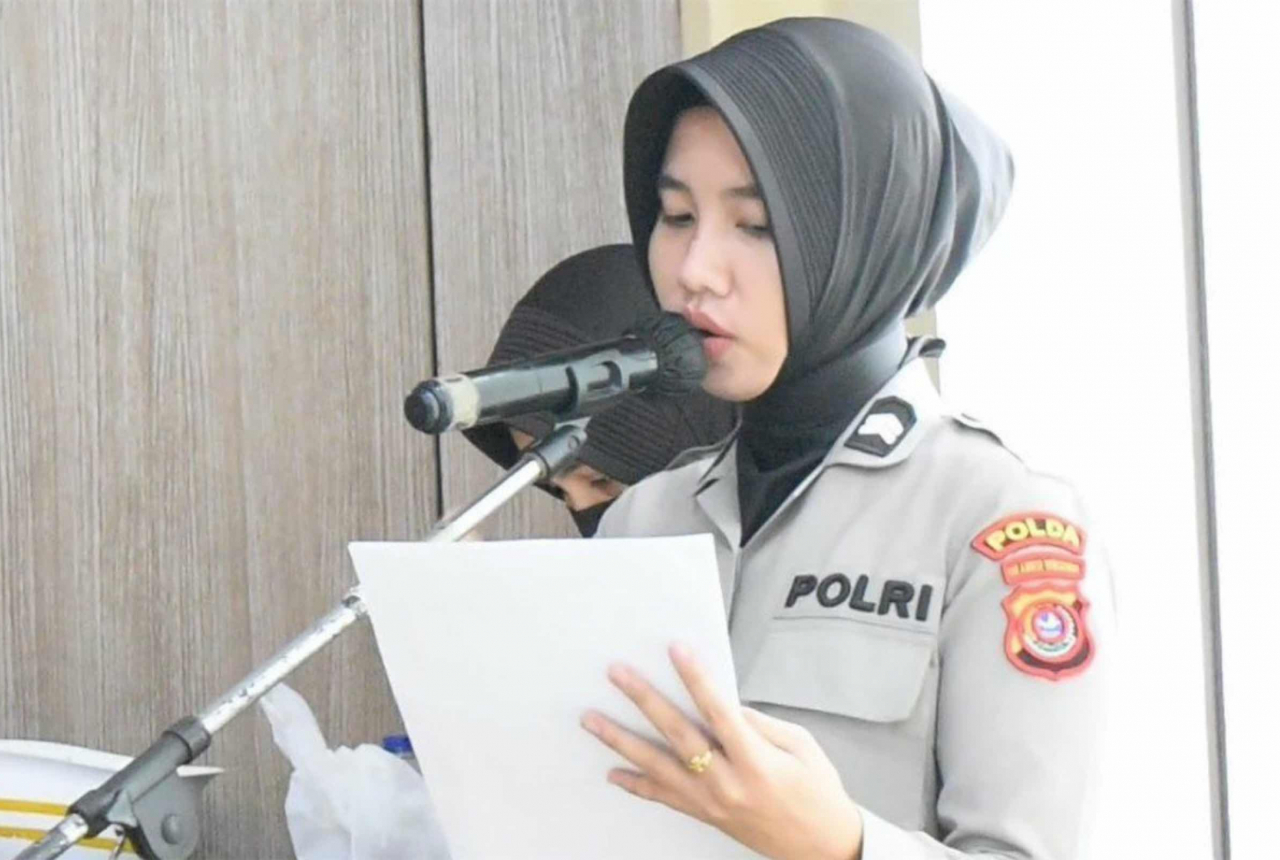 Polwan Briptu Ragil Jadi MC di Istana Negara Bikin Bangga Polda Sultra - GenPI.co SULTRA
