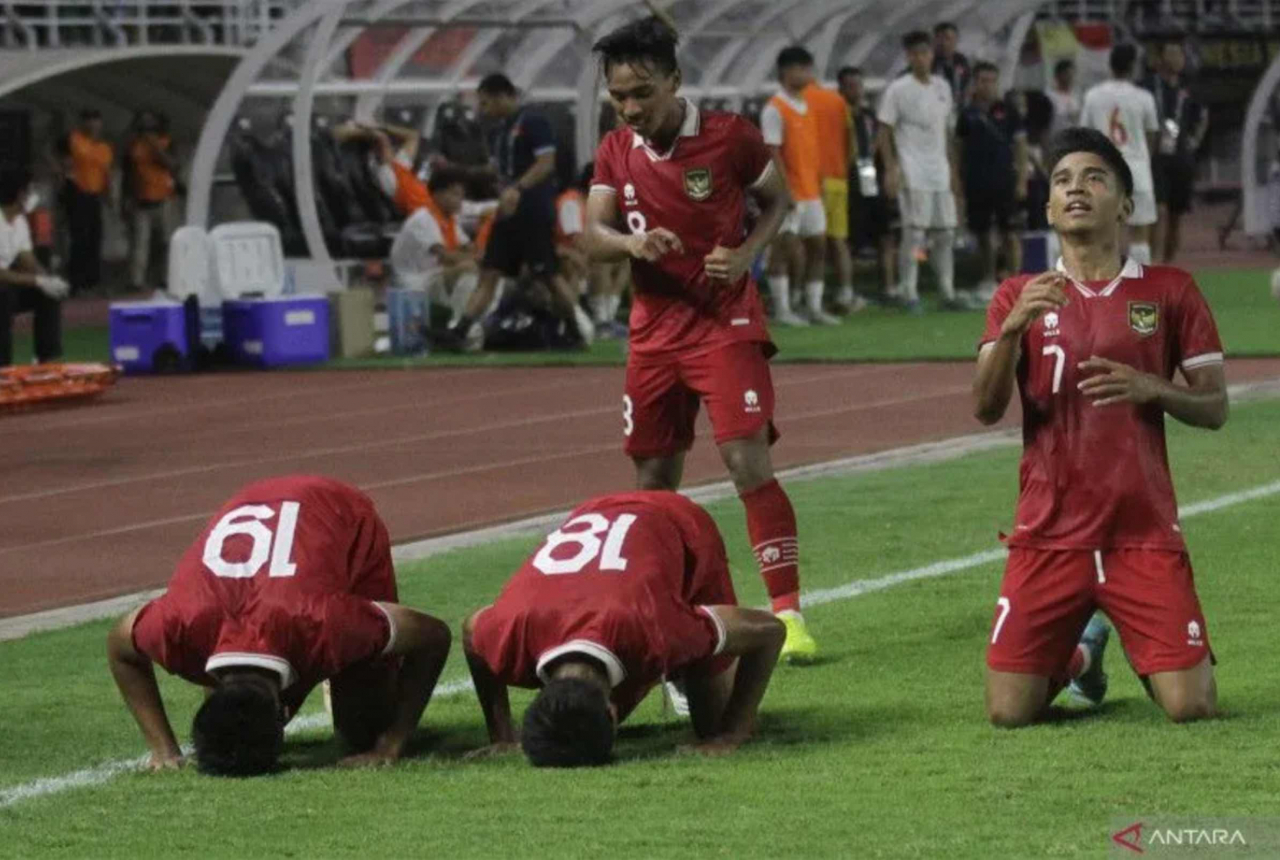 Pelatih Timnas Indonesia U19 Ungkap Kunci Kemenangan vs Vietnam, Pantas Saja - GenPI.co SULTRA