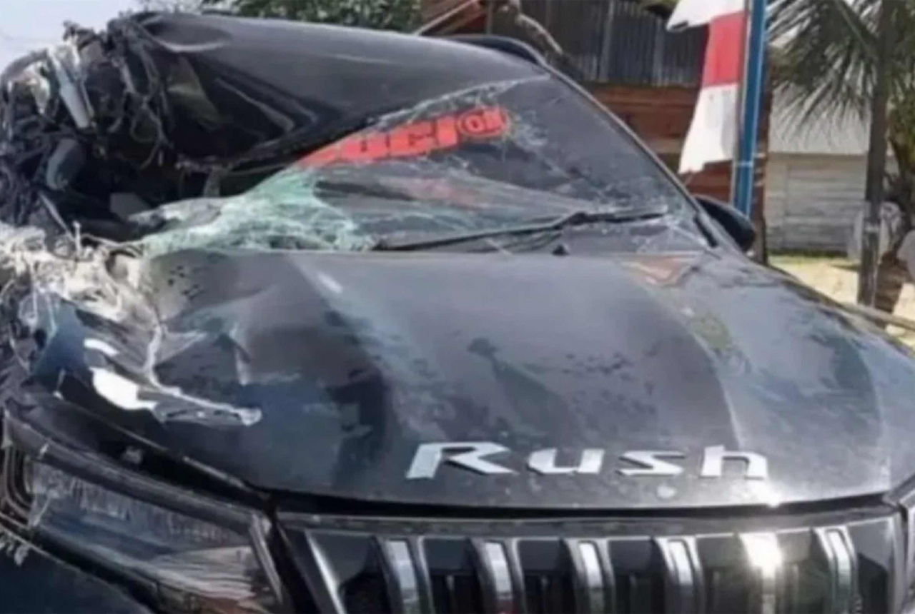 Kecelakaan Maut 2 Mobil 1 Motor di Konawe, Pengemudi Toyota Rush Tewas - GenPI.co SULTRA