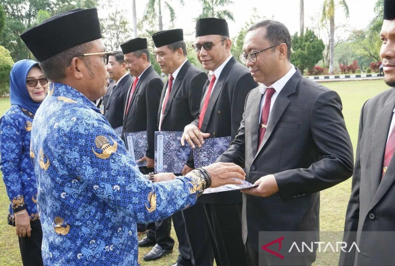 UHO Kendari Catat Rekor SK Guru Besar Terbanyak se-Indonesia - GenPI.co SULTRA