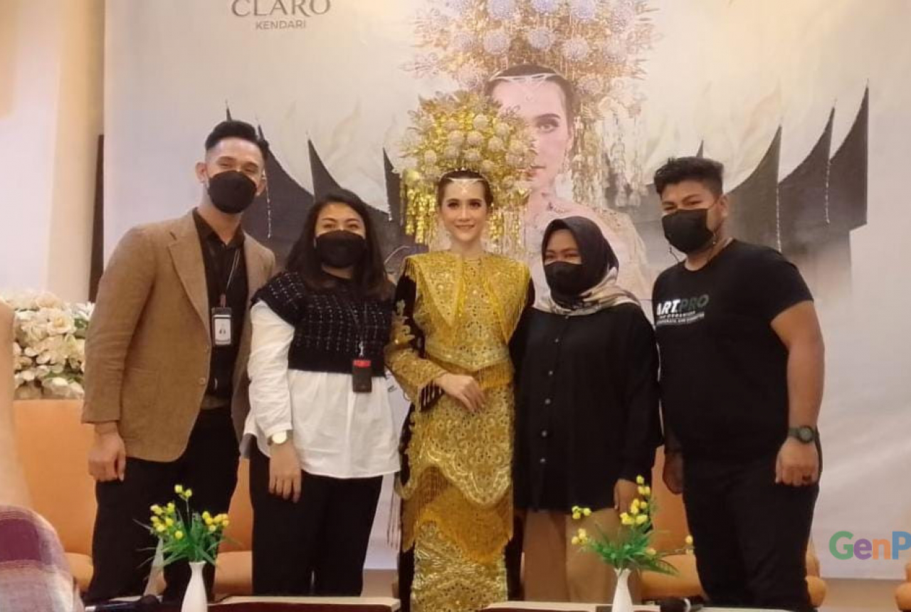 Cewek Merapat, Ada Demo Make Up di Claro Wedding Festival 2022 - GenPI.co SULTRA