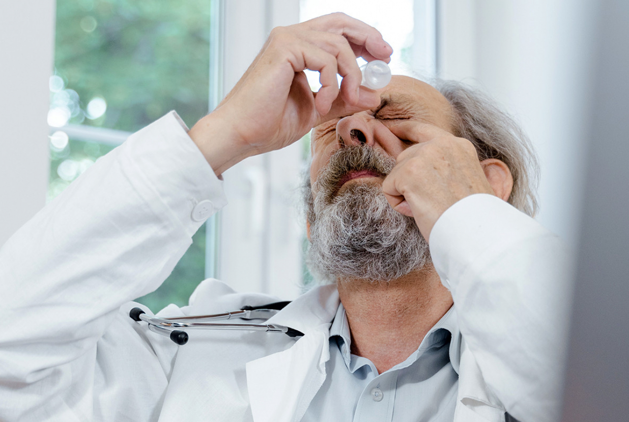5 Daftar Obat Tetes Mata, Bikin Penglihatan Lebih Jernih - GenPI.co SUMSEL