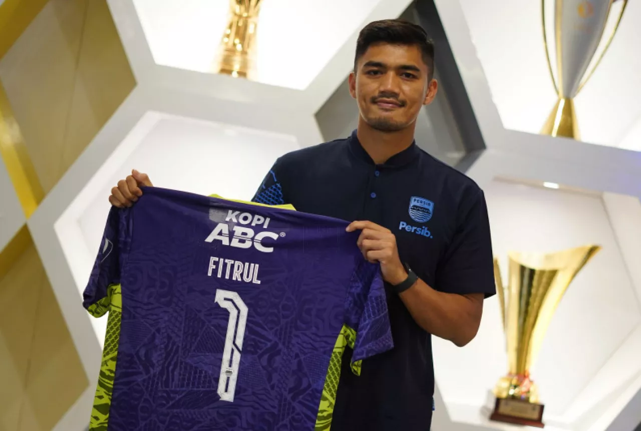 Sudah Dijual, Ini Harga Jersey Anyar Persib Bandung untuk Liga 1