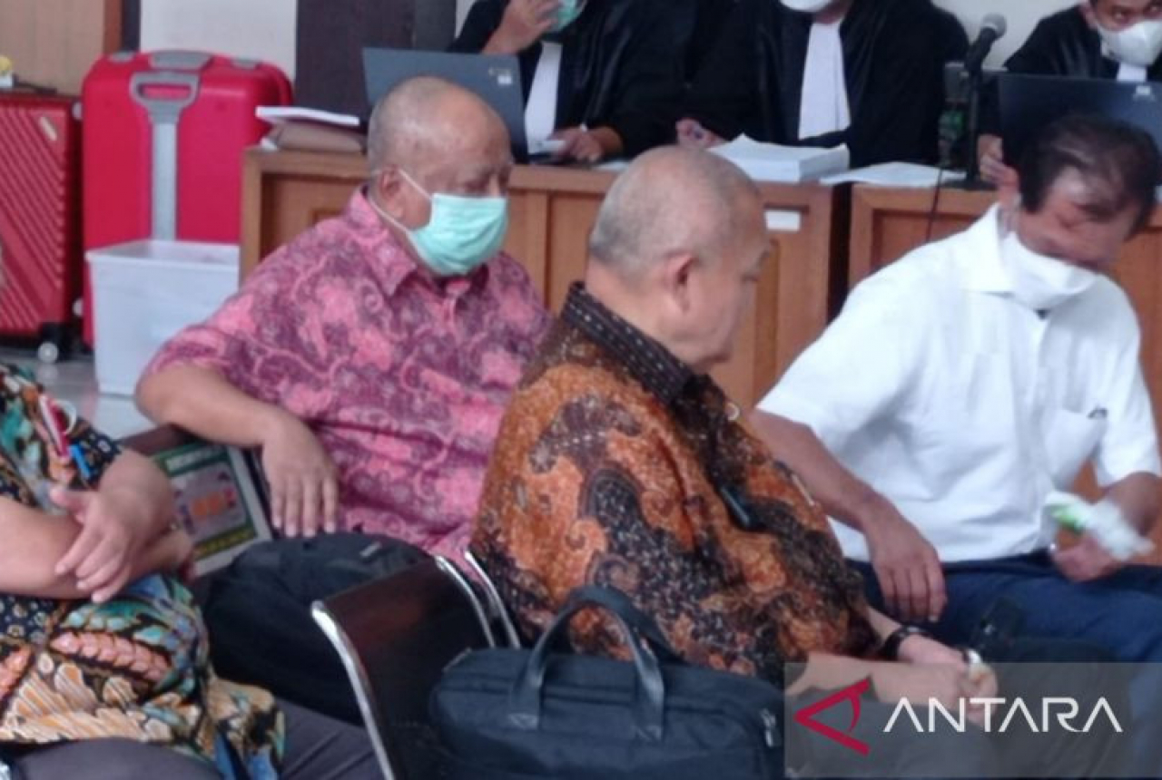 Sidang Korupsi PDPDE dan Masjid Sriwijaya Dihadiri Alex Noerdin - GenPI.co SUMSEL