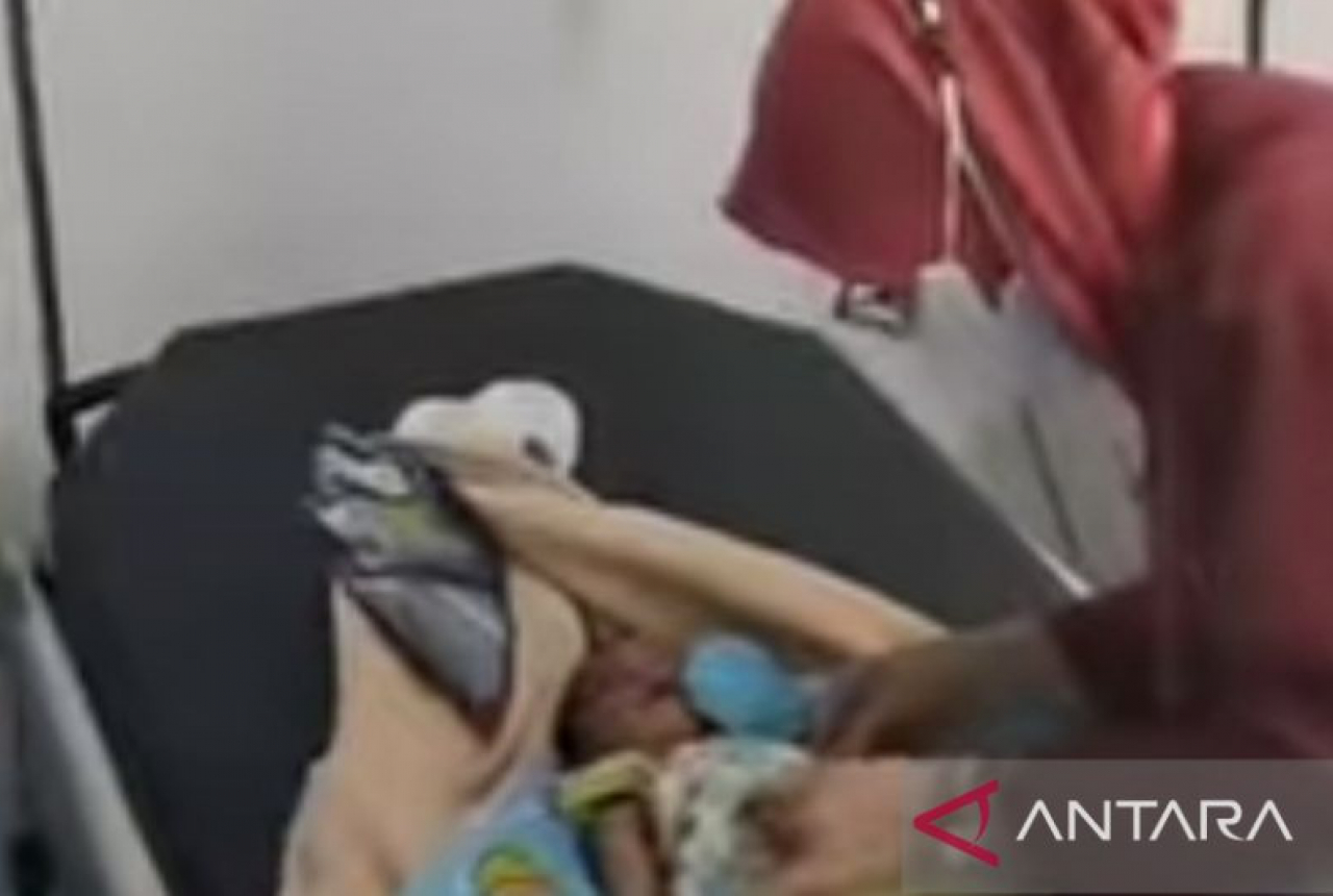 Bayi Diduga Dibuang Orang Tuanya di Palembang Dititipkan ke RS - GenPI.co SUMSEL
