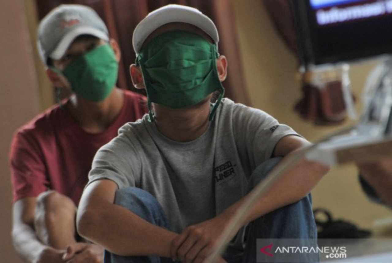 Warga Palembang Diminta Pakai Masker Saat di Luar Ruangan - GenPI.co SUMSEL