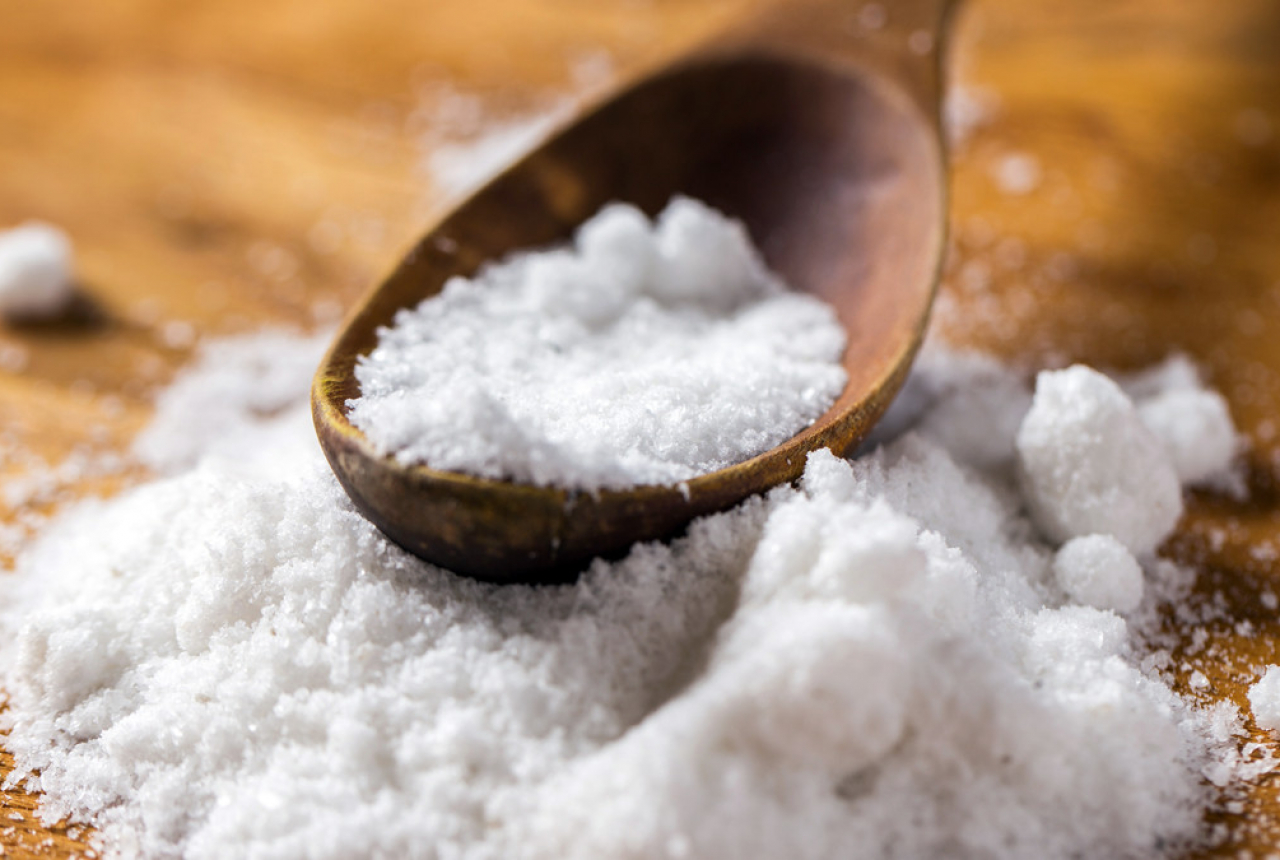 3 Manfaat Garam Dapur untuk Membersihkan Perabotan Rumah - GenPI.co SUMSEL
