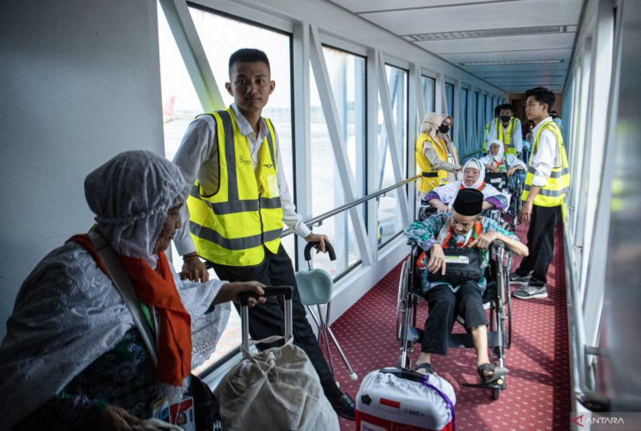 Kemenag Sumsel: Katering Dihentikan Sementara Sehari Sebelum Puncak Haji - GenPI.co SUMSEL