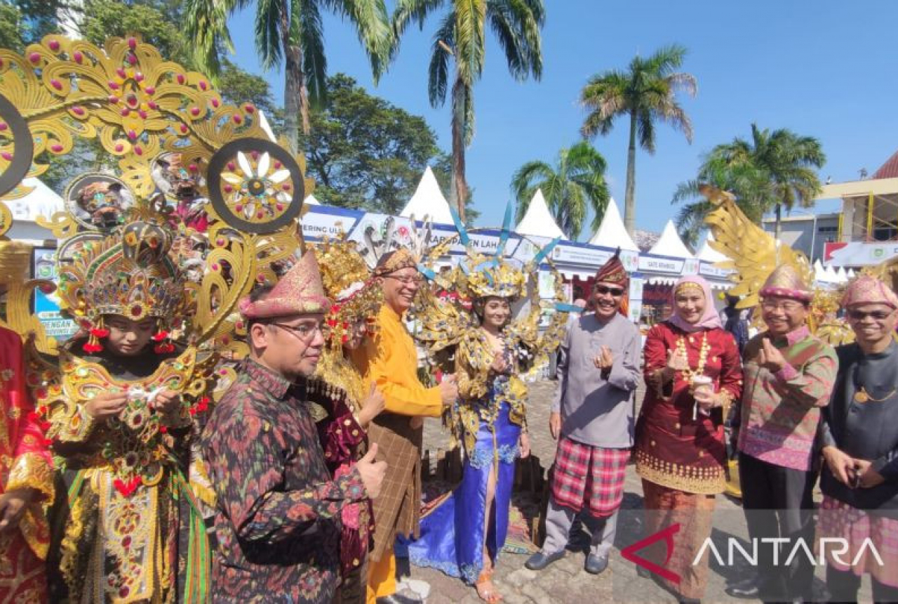 Libur Panjang, 30 Ribu Wisatawan Domestik Kunjungi Sumsel - GenPI.co SUMSEL
