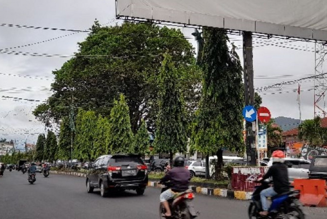 Pak Wali Kota, Banyak Parkir Liar di Padang Sidempuan - GenPI.co SUMUT