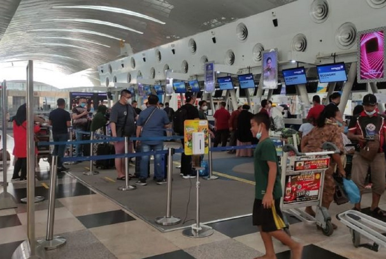 Penumpang Bandara Kualanamu Capai 20 Ribu Orang - GenPI.co SUMUT