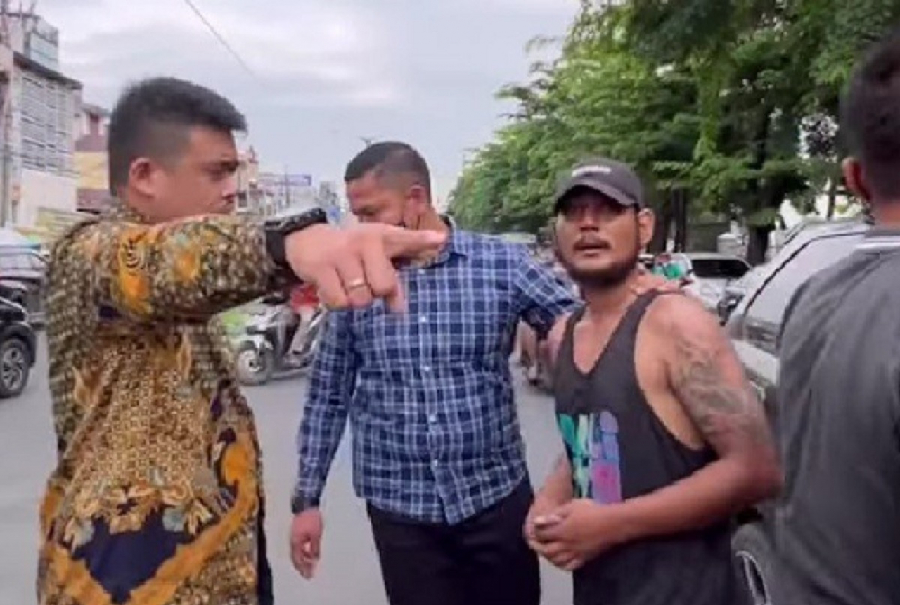 Waduh Bobby Nasution Marah di Pinggir Jalan, Kenapa? - GenPI.co SUMUT