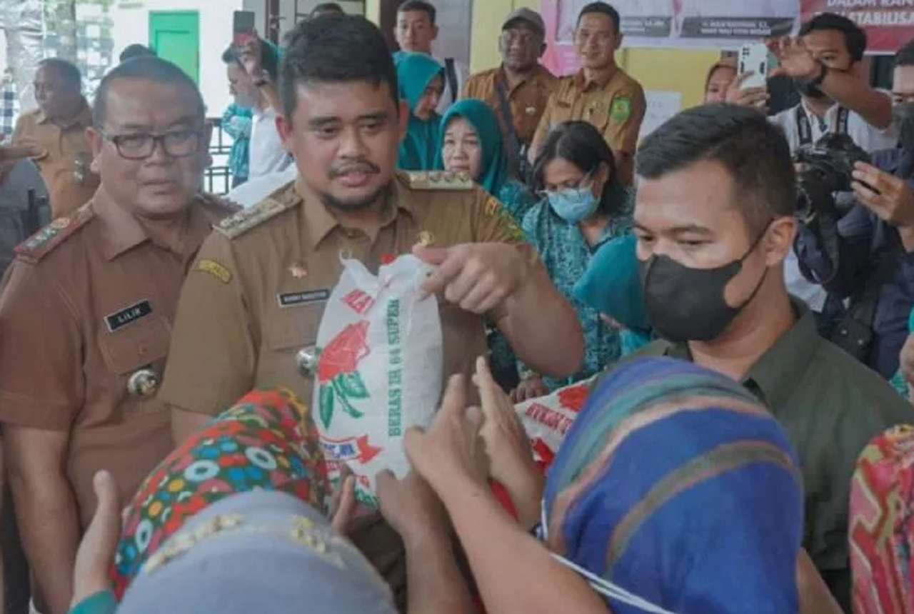 Gelar Pasar Murah, Ini Pesan Bobby Nasution - GenPI.co SUMUT