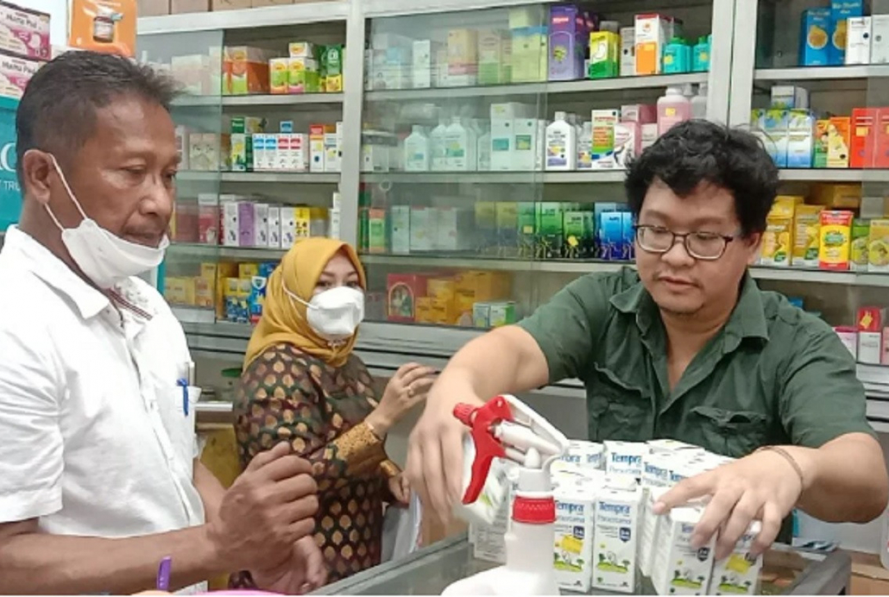 Dikes Medan Sidak Penjualan Obat Sirup, Hasilnya? - GenPI.co SUMUT