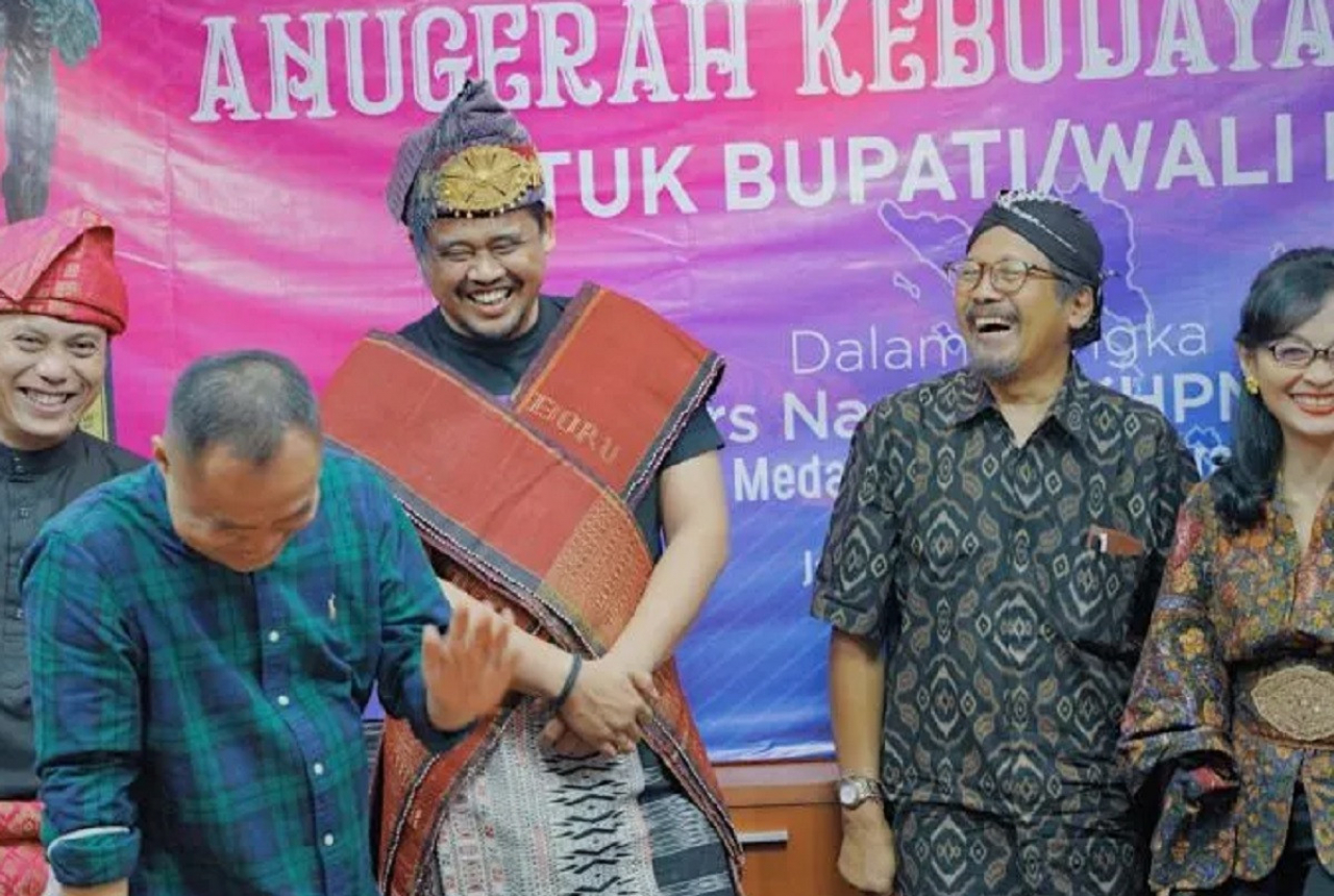Bobby Nasution dapat Anugerah Kebudayaan PWI 2023 - GenPI.co SUMUT