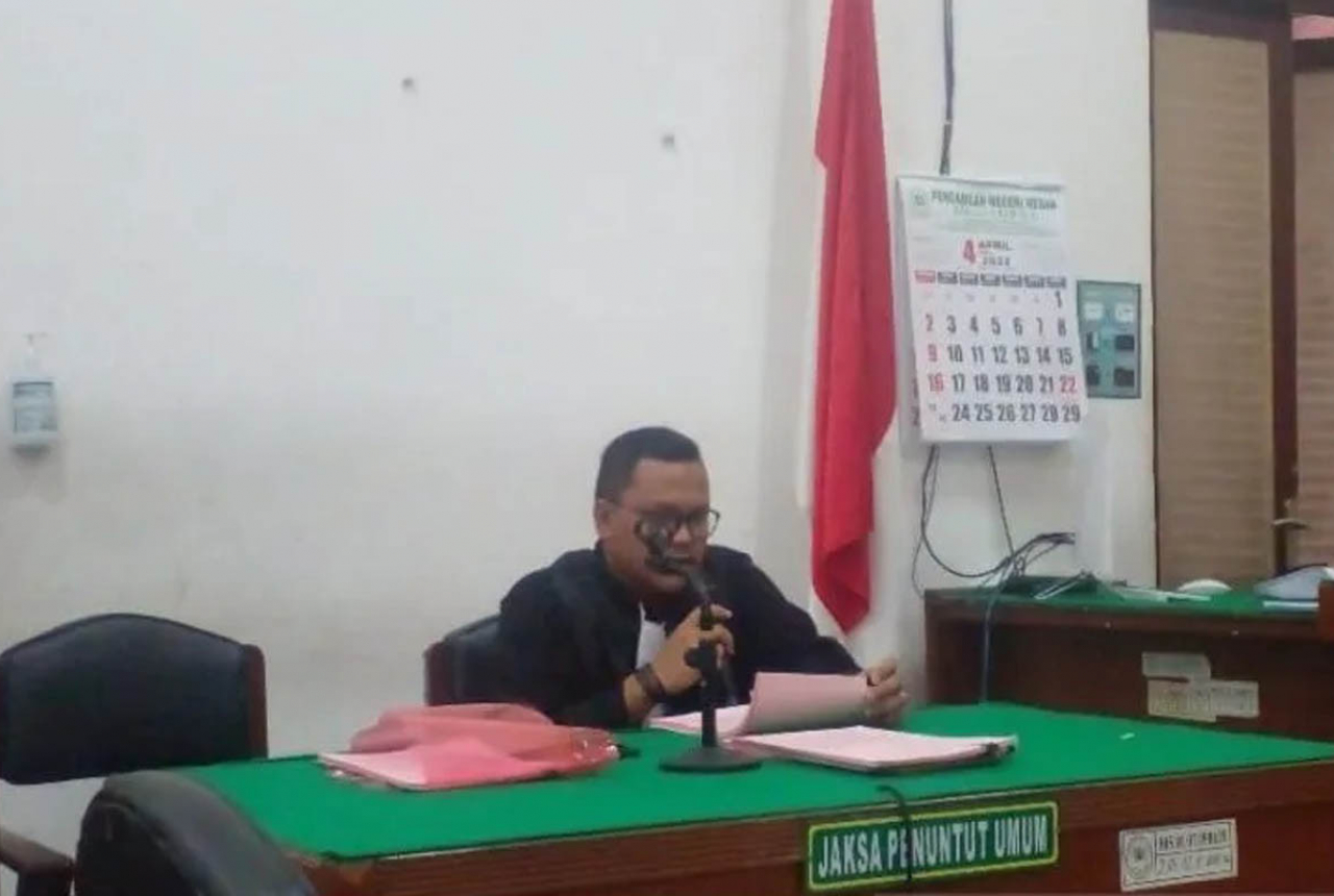 Korupsi Dana BOS, Eks Kepala Sekolah SMKN 2 Kisaran Dituntut 7,6 Tahun Penjara - GenPI.co SUMUT