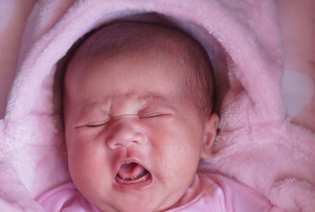 Berikut Ini 3 Cara Rawat Bayi yang Alami GERD - GenPI.co SUMUT