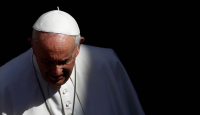 Paus Fransiskus Akui Ada Genosida Lalu Minta Maaf - GenPI.co