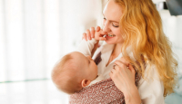 Cek Dulu 3 Tips Ini Sebelum Beli Kado untuk Ibu Baru - GenPI.co